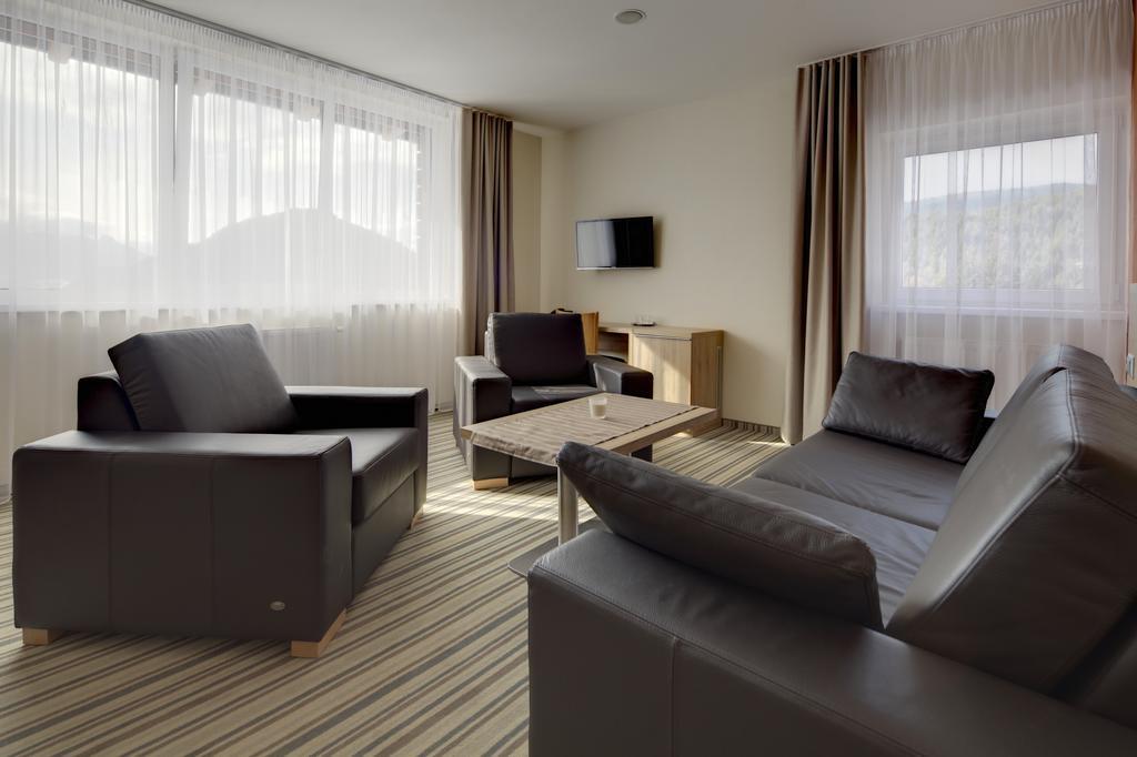 Hotel Havrania Zazriva Luaran gambar